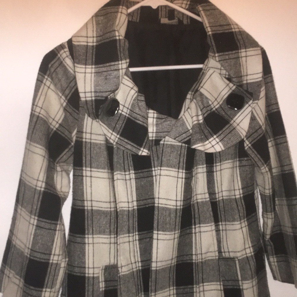 Coat - Picture 2 of 5